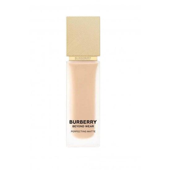 BURBERRY Beyond Wear Perfecting Matte Foundation Light Warm #30 24h Active Wear