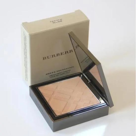 BURBERRY Sheer Compact Foundation No.08 Trench