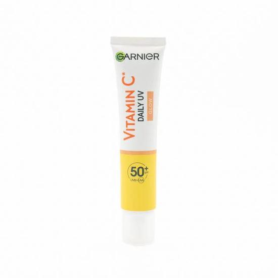 Garnier Vitamin C Daily UV Brightening Fluid Glow SPF 50+ 40ml (Imperfect Box)