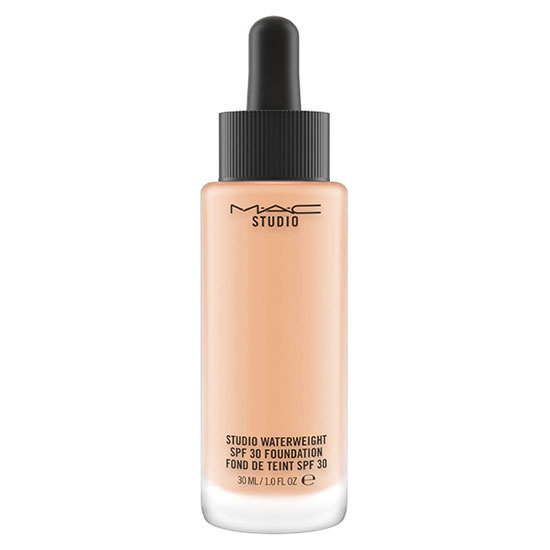 MAC Studio Waterweight SPF 30/Foundation NW22