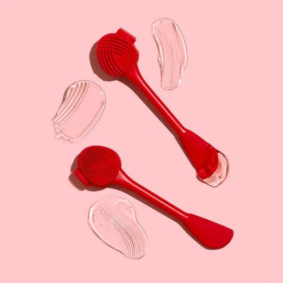 Mallows Beauty Strawberry Skin Scoop & Smooth Skin Care Tool