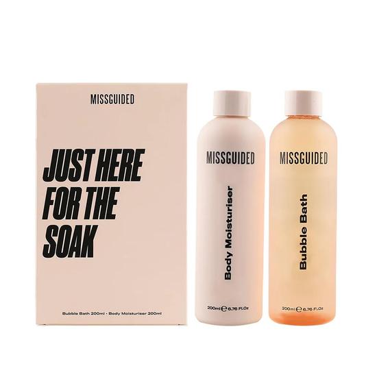 Missguided Just Here For The Soak Bath & Body Gift Set Bubble Bath 200ml + Body Moisturiser 200ml