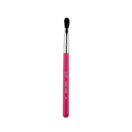 Sigma Beauty E47 MINI SHADER CREASE BRUSH PINK