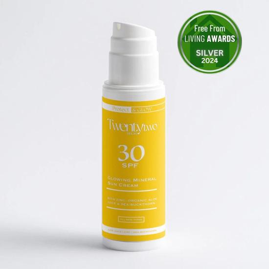 TwentyTwo Skincare Glowing Mineral 30 SPF Sun Cream