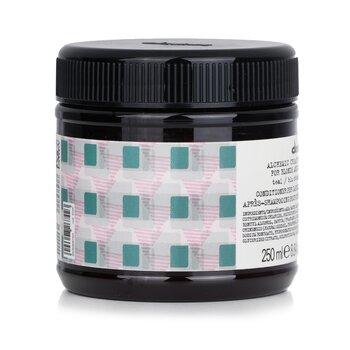 Davines Alchemic Teal Blue Creative Conditioner 250ml
