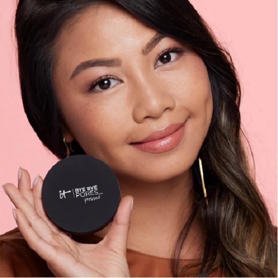 It Cosmetics Bye Bye Pores Pressed Translucent Powder