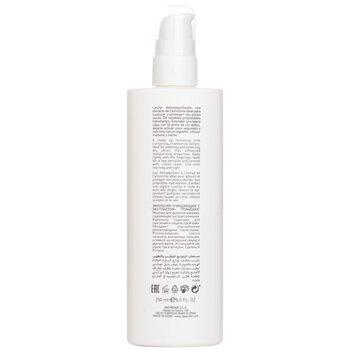 Skeyndor Essential Moisturising & Cleansing Emulsion With Camomile 250ml