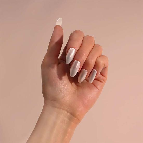 SOSU by SJ Glazed Nails Milk Glazed