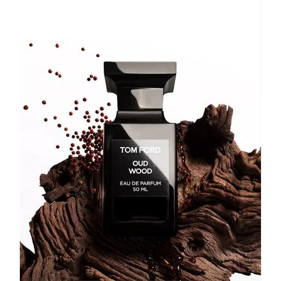 Tom Ford Oud Wood Eau De Parfum | Cosmetify